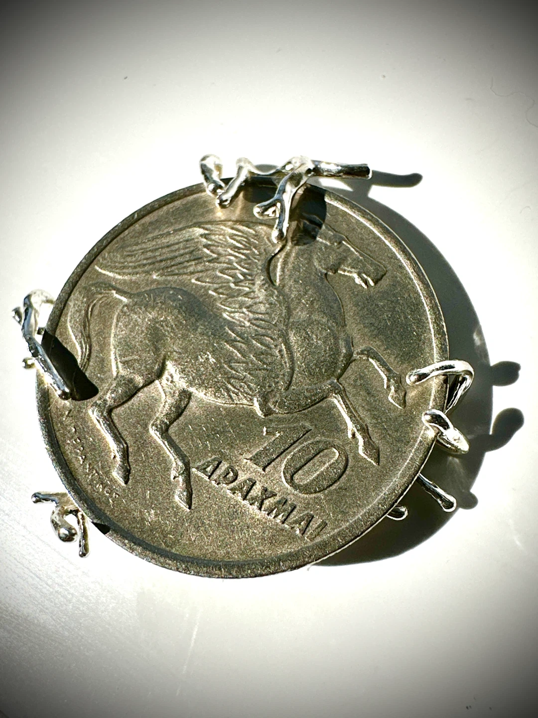 1973 Greece pendant