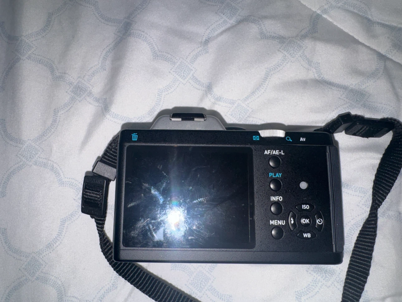 Pentax K-01 Mirrorless Camera with 18-55mm Lens