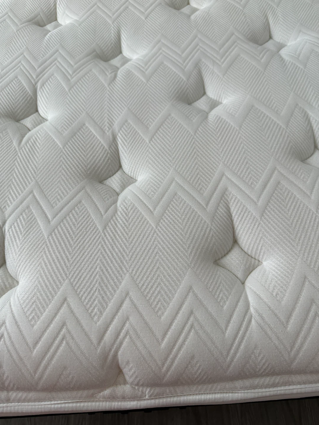 White Tufted Mattress and bed frame - photo 2