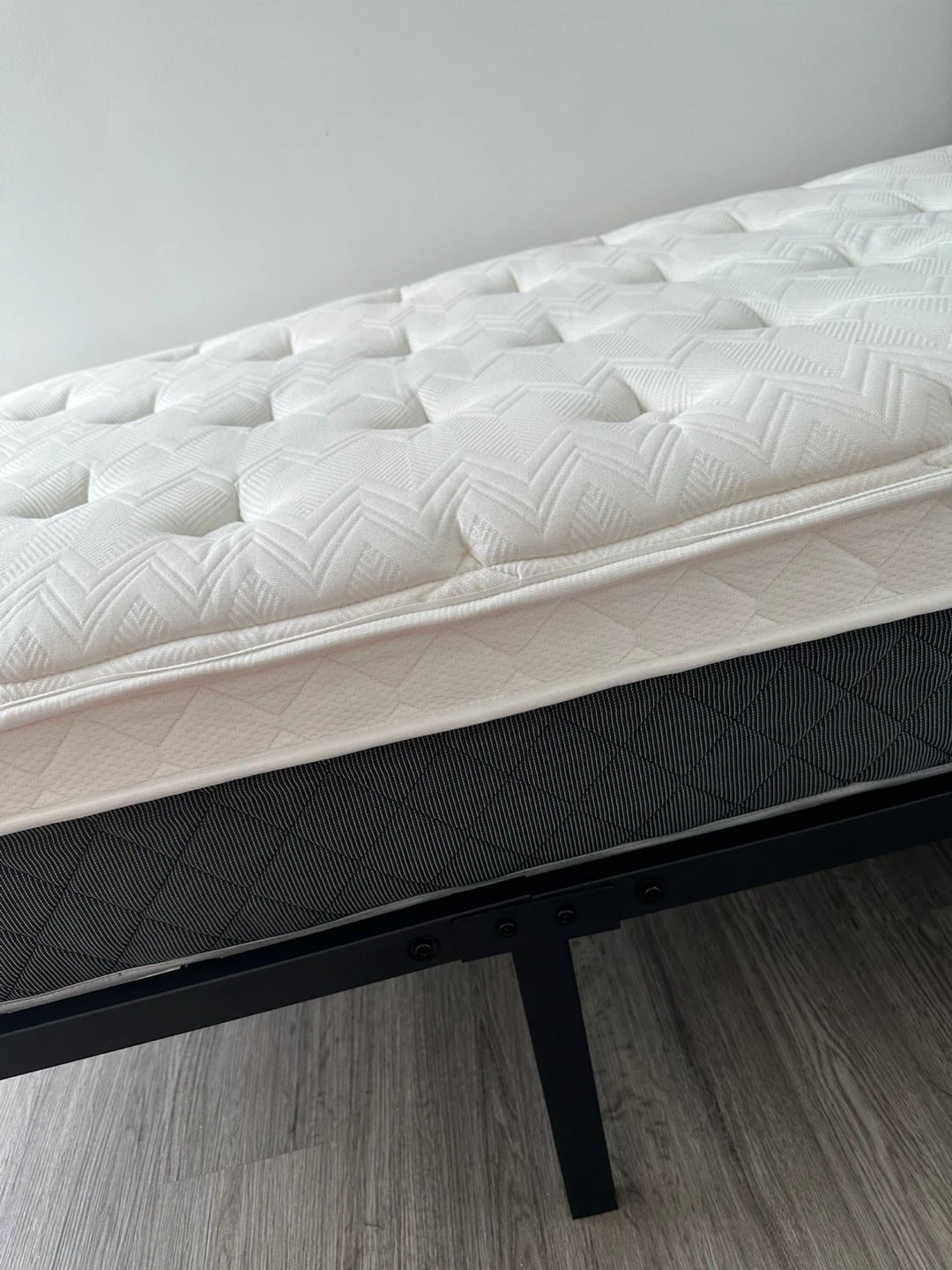 White Tufted Mattress and bed frame - photo 3
