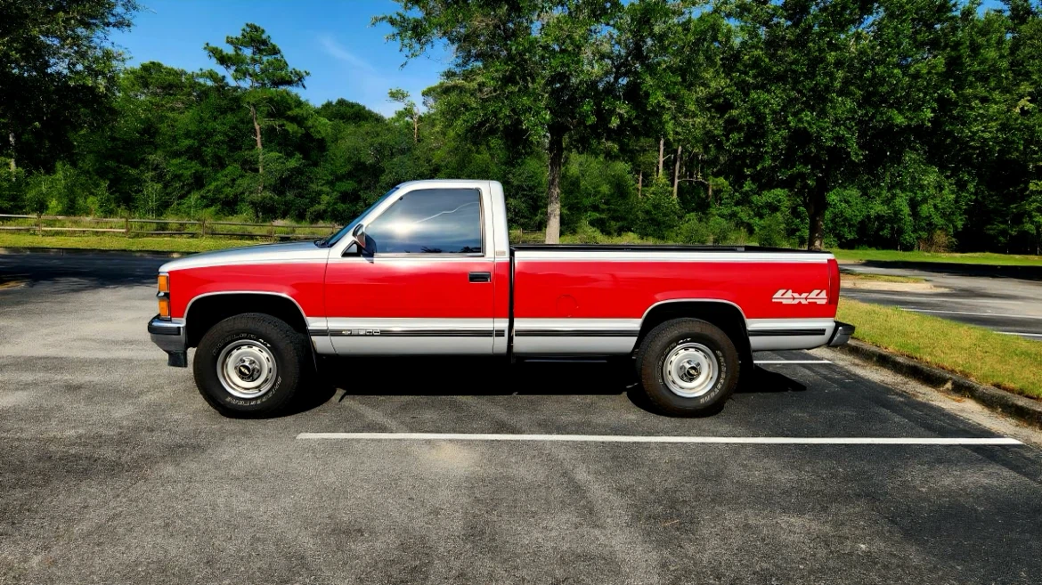 1994 Chevy K2500 4x4 NV4500 5 Speed NO RUST - photo 4