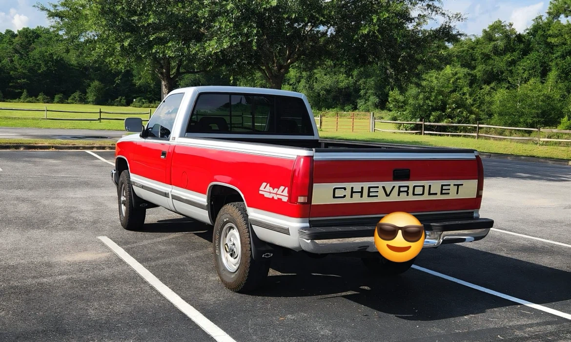 1994 Chevy K2500 4x4 NV4500 5 Speed NO RUST - photo 5