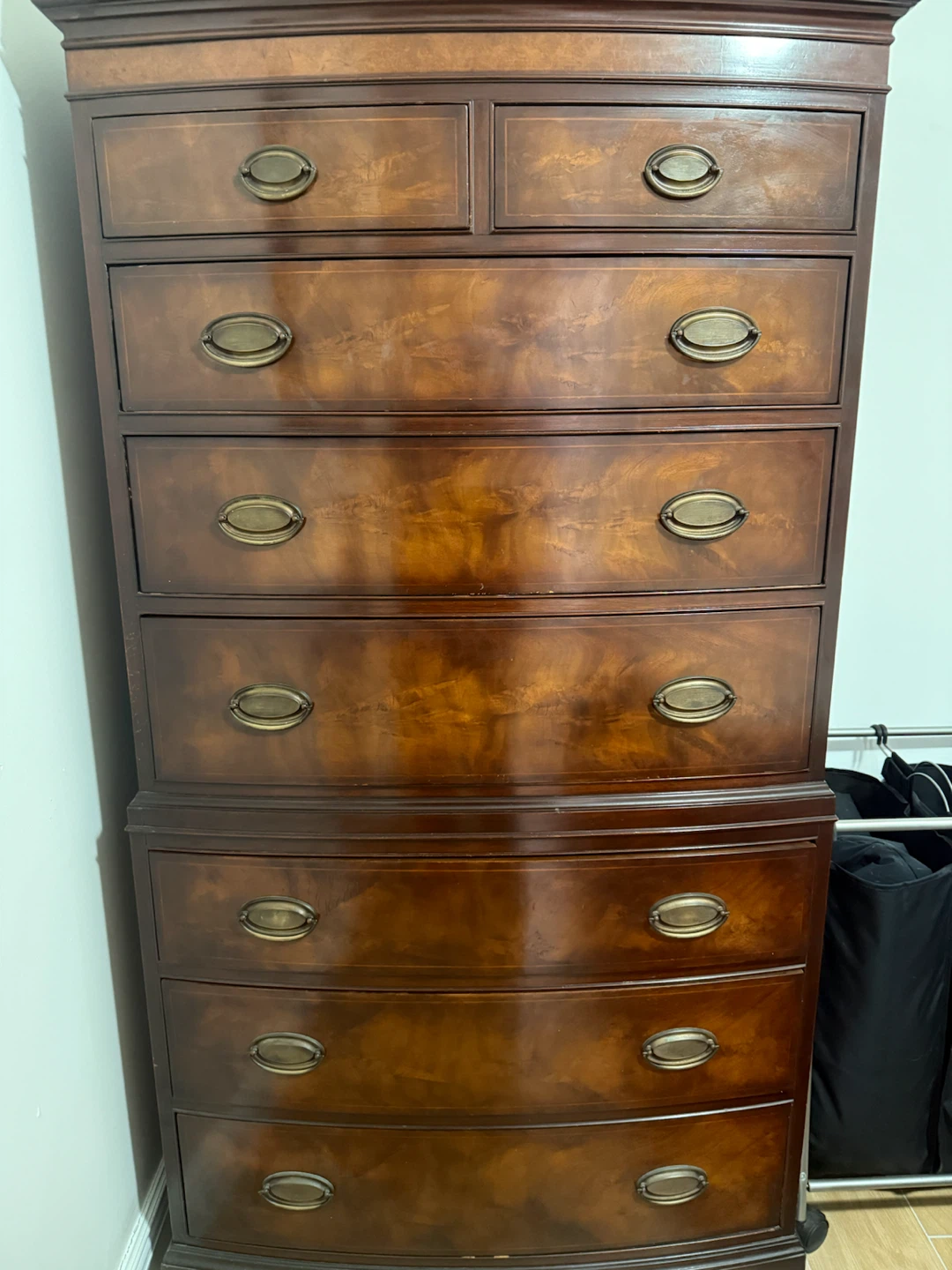 Dresser / Highboy