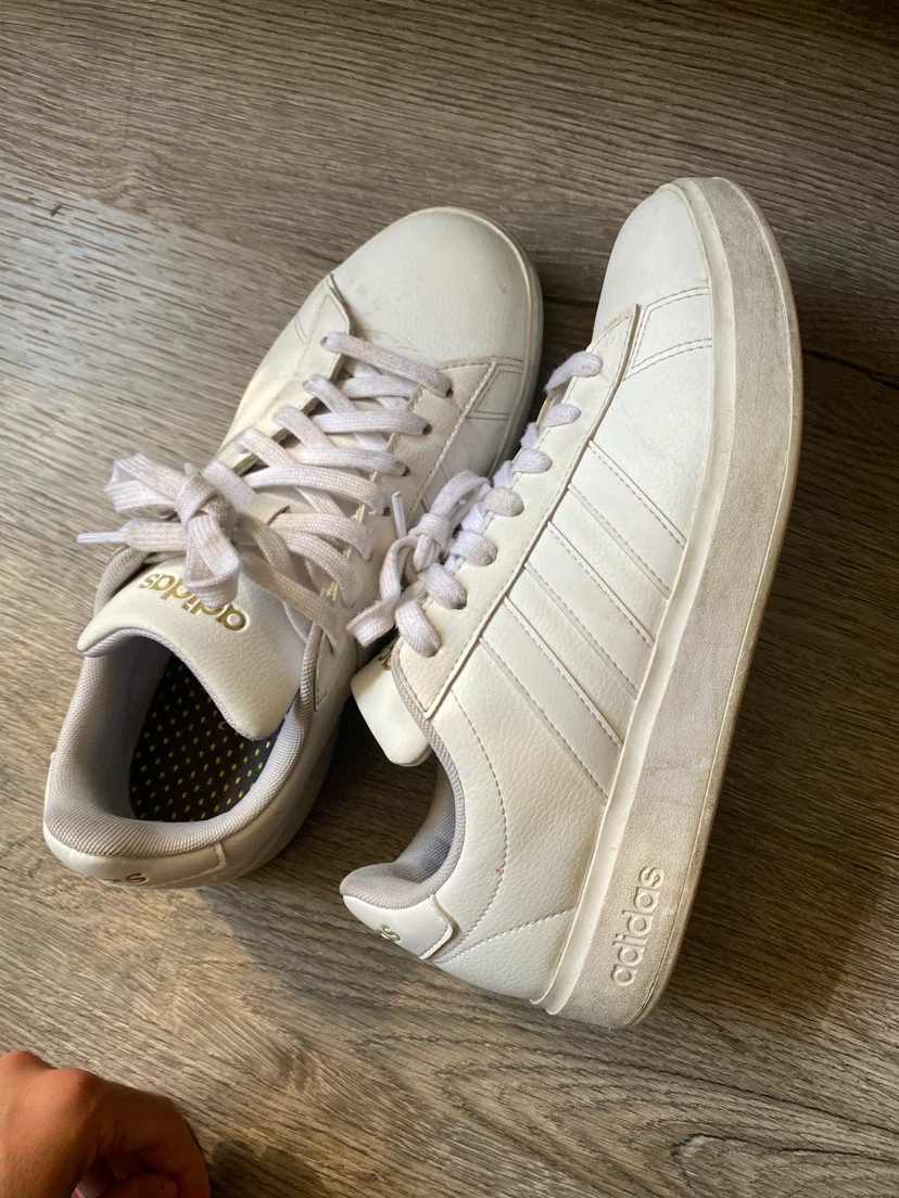 Adidas Women's White Sneakers - Size 8.5 - photo 3