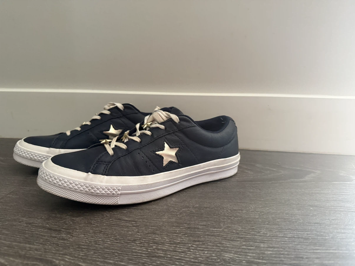 Converse One Star Leather Sneakers Navy Size 7.5