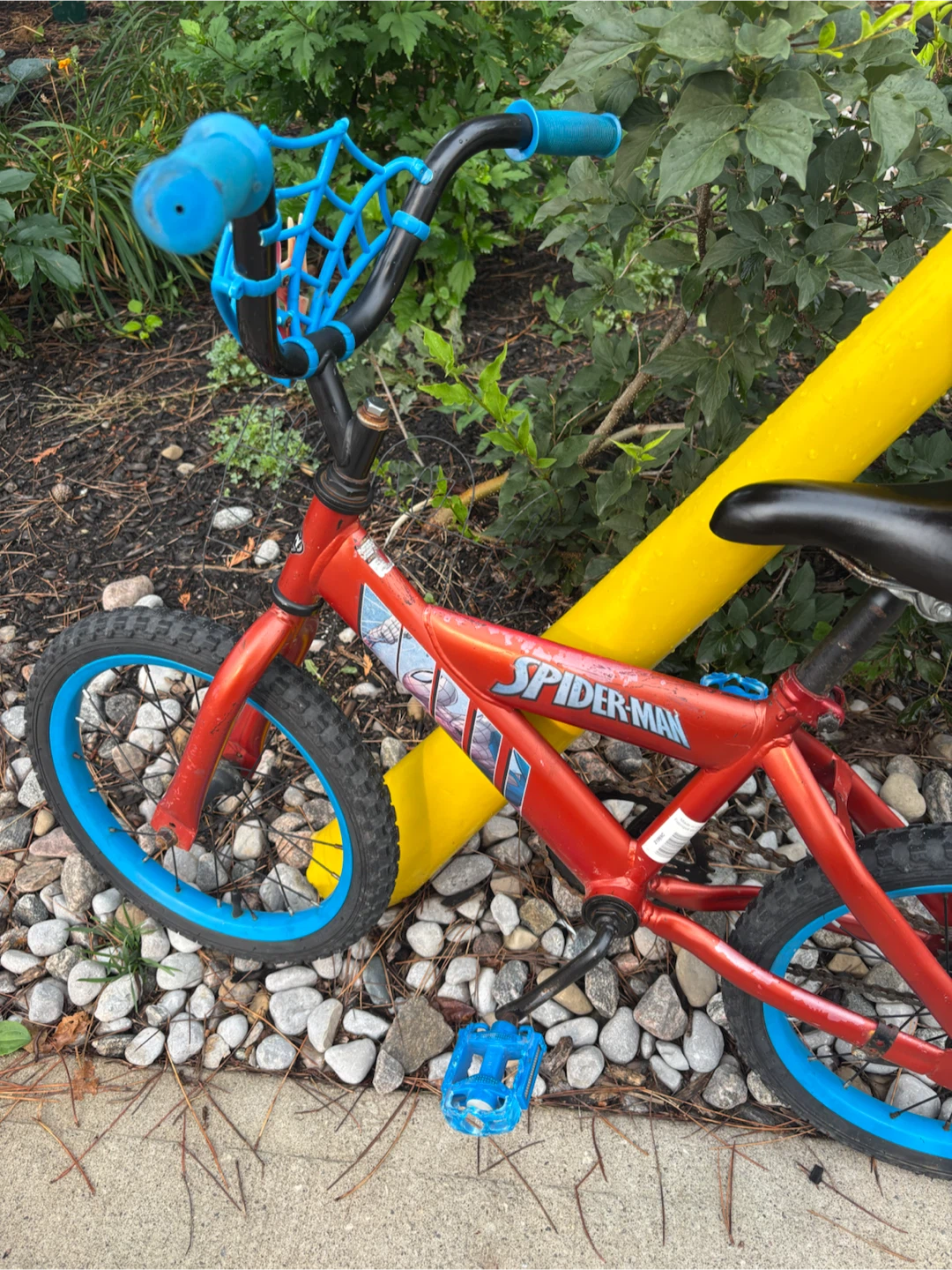 Spider-Man Kids Bike - photo 4
