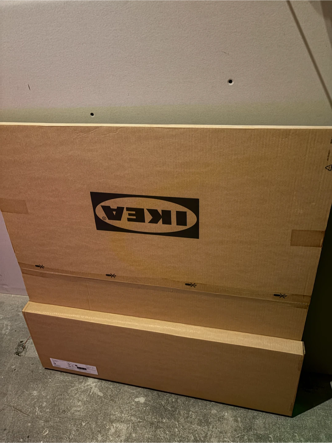 Brand new KRAGSTA IKEA coffee table