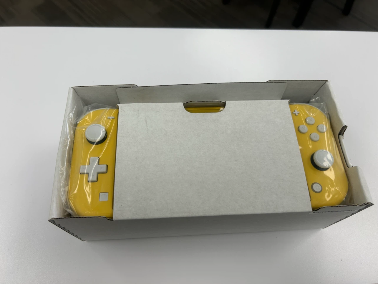 Nintendo Switch Lite - photo 4