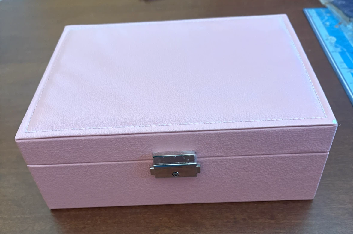 Jewelry box (Never used)