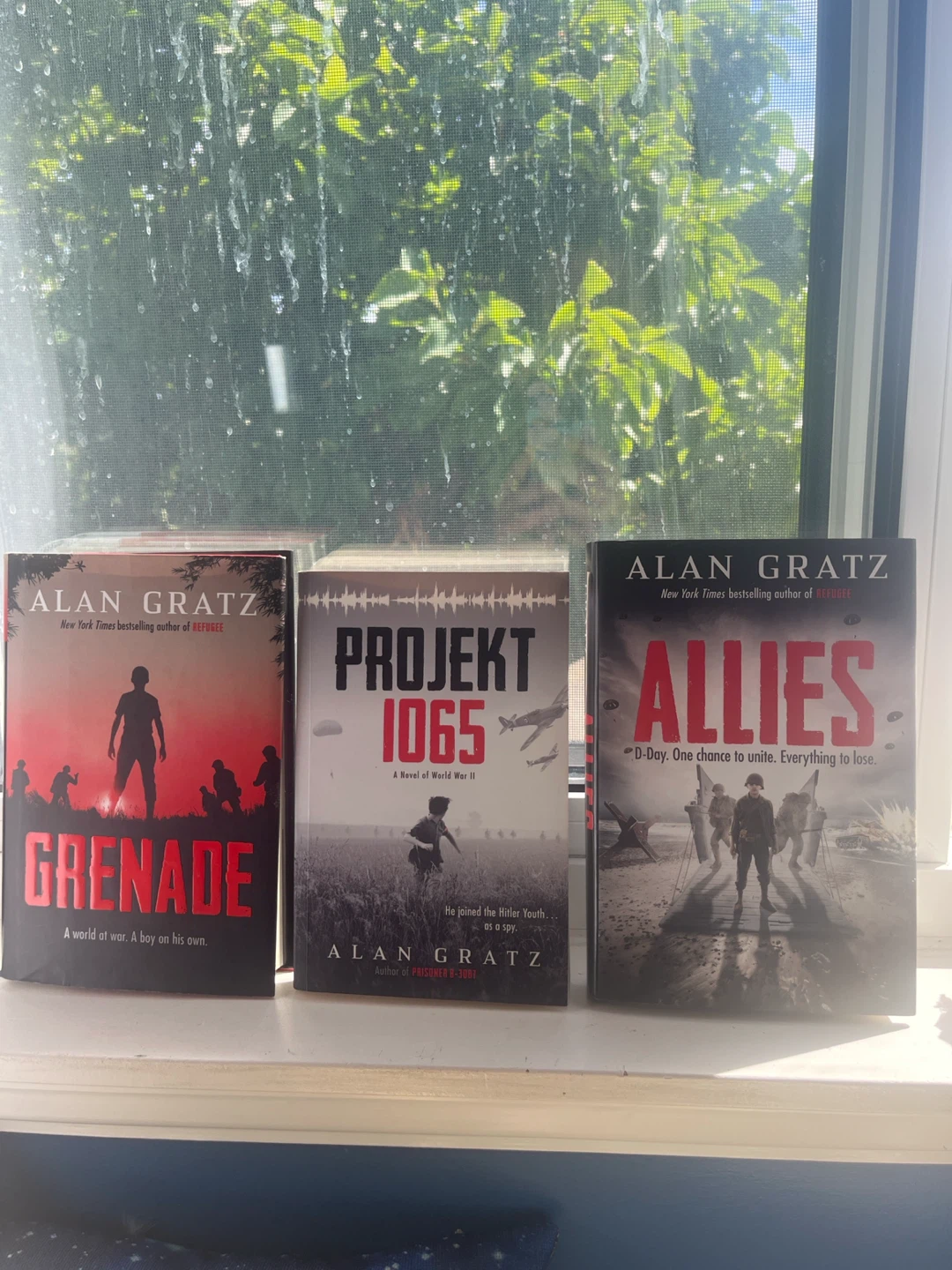 Alan Gratz Books