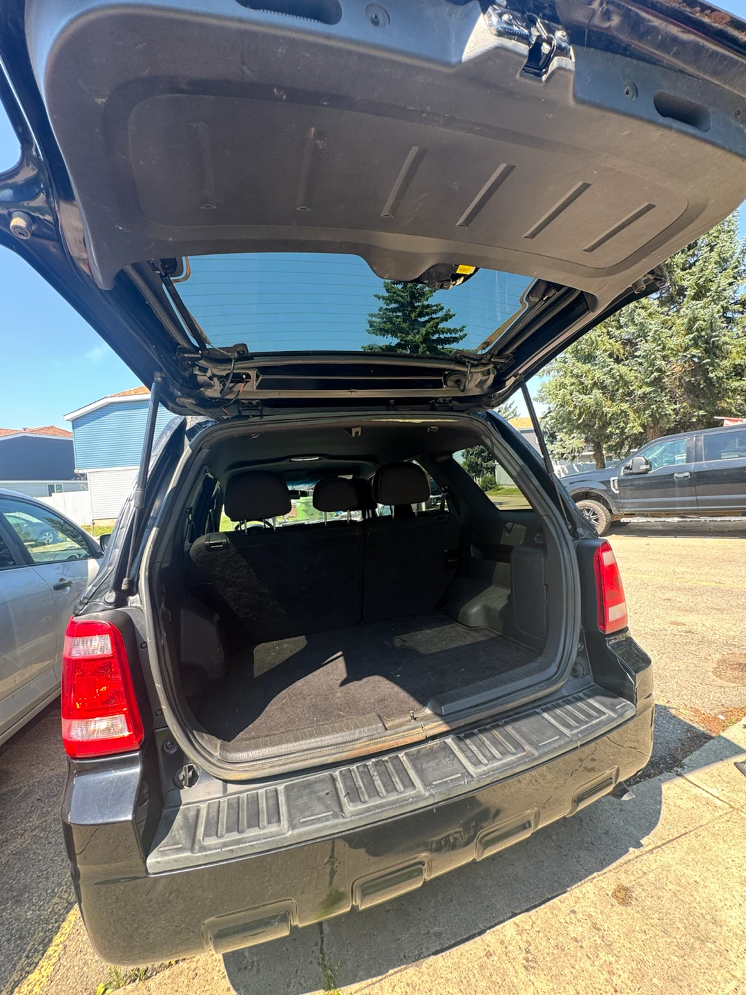 Black Ford Escape SUV - photo 5