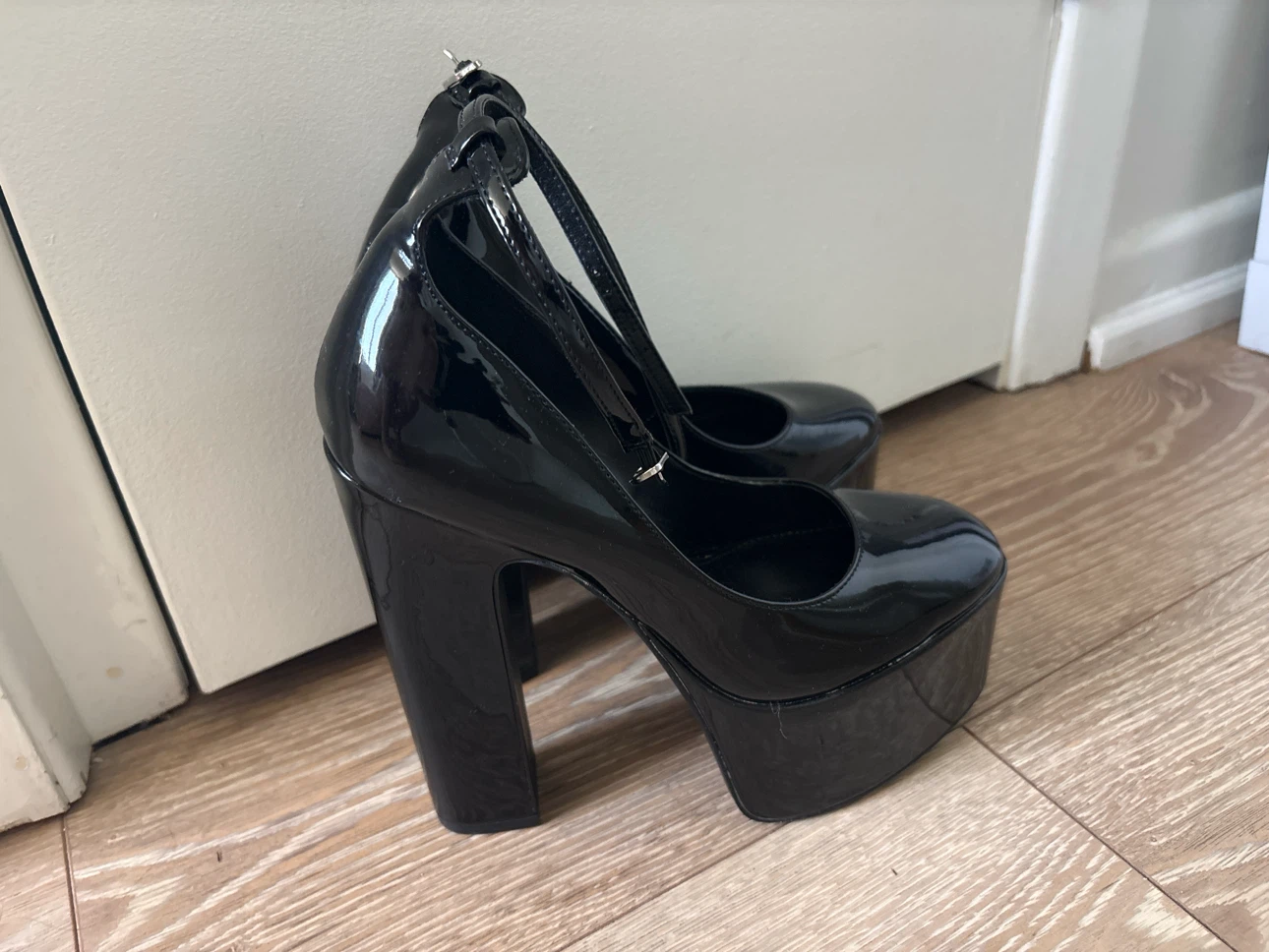 Steve Madden Black Patent Platform Heels with Ankle Strap
