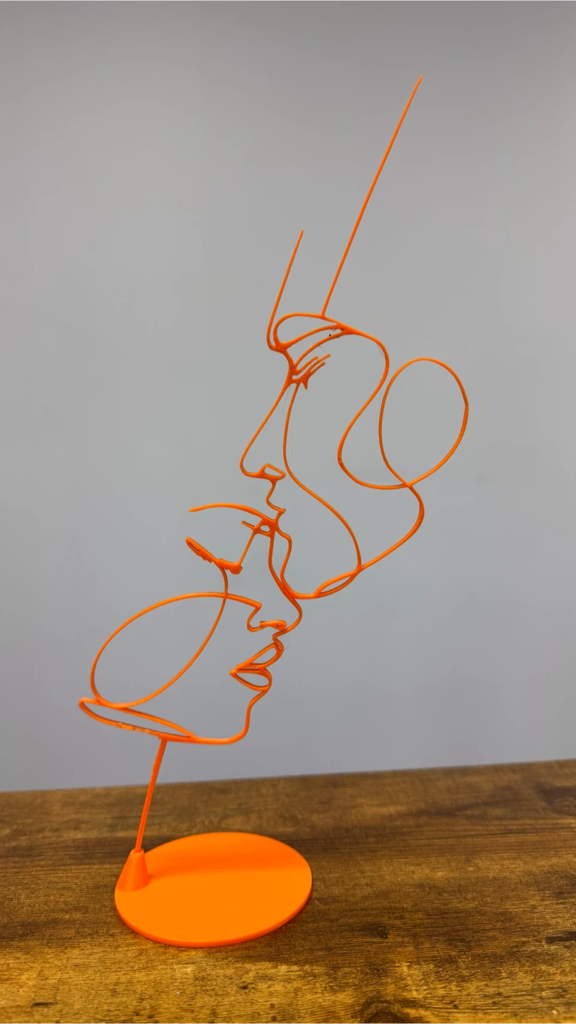 Kissing Faces Wire Sculpture - Various Colours - photo 3