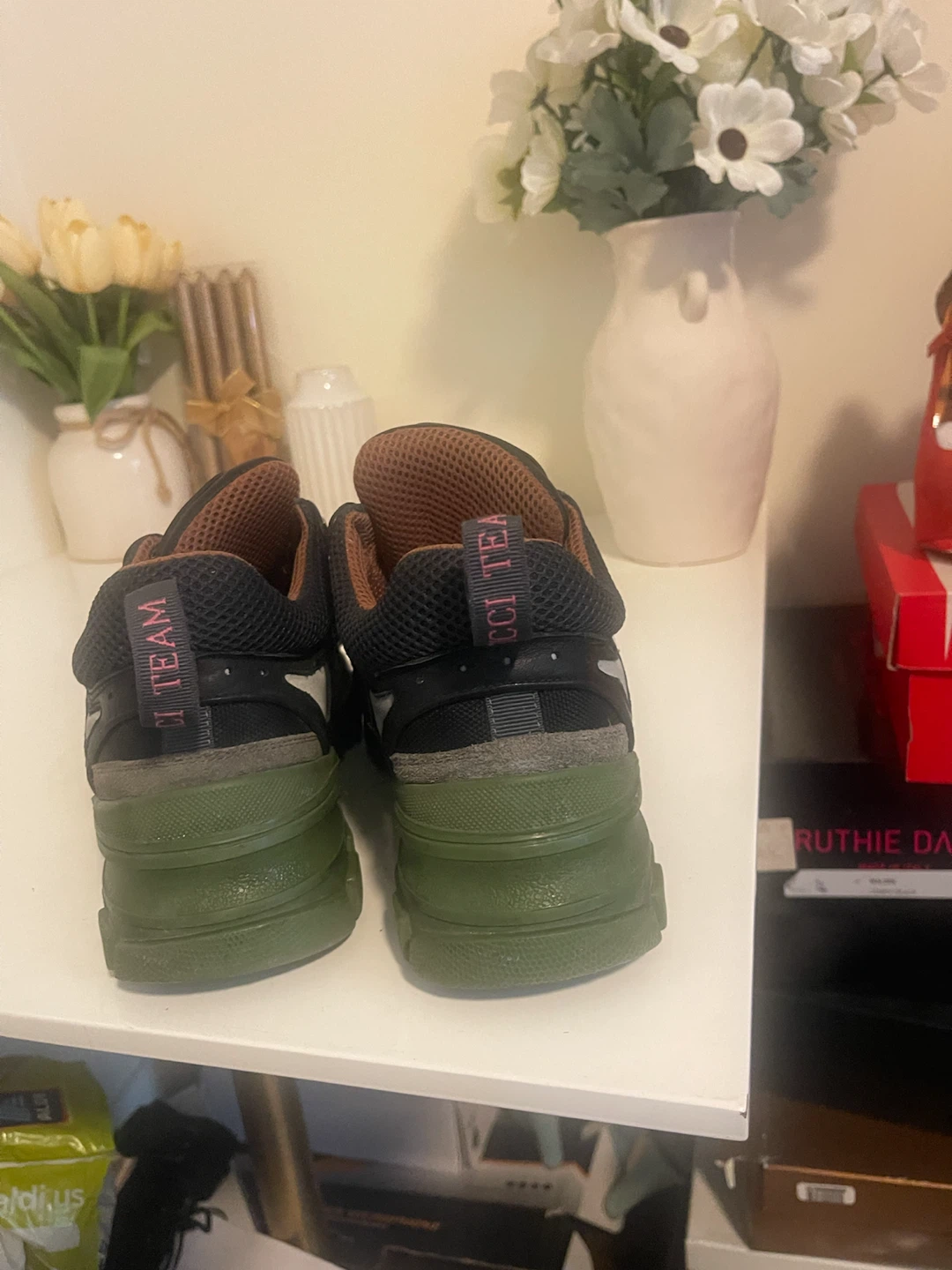 Gucci Rhyton "I TEAM" Sneakers - photo 4