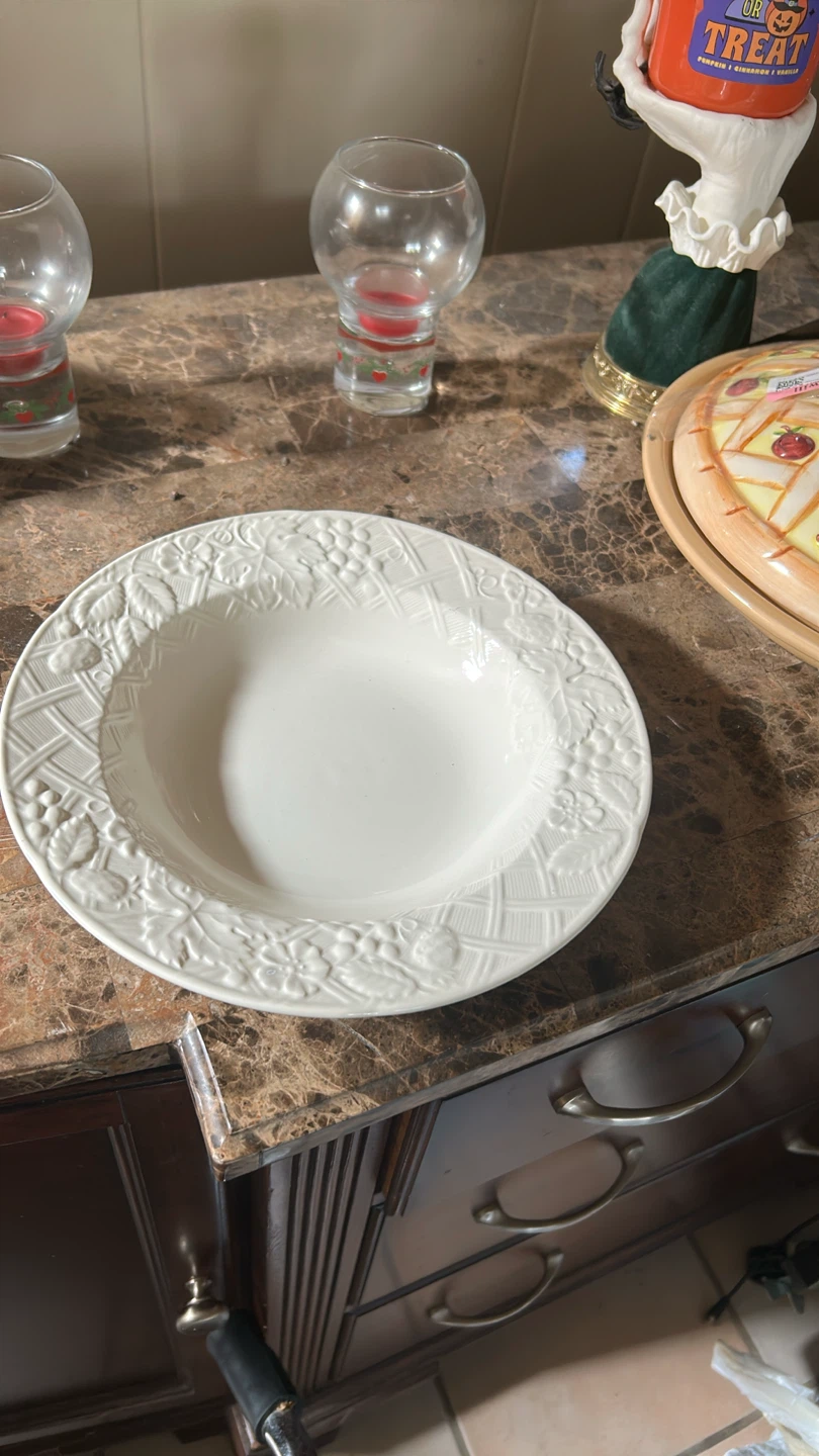 Like new 12 piece setting white dinner, 2 smaller and bowls - photo 3