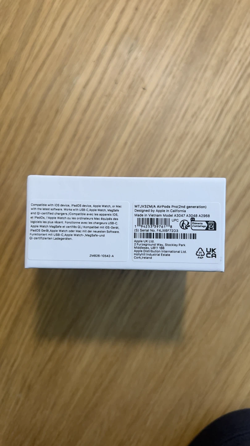Apple AirPods Pro (2nd generation) - photo 2
