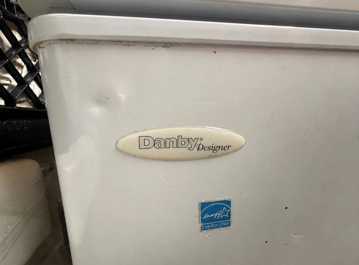 Danby Chest Freezer – Great Working Condition - photo 4