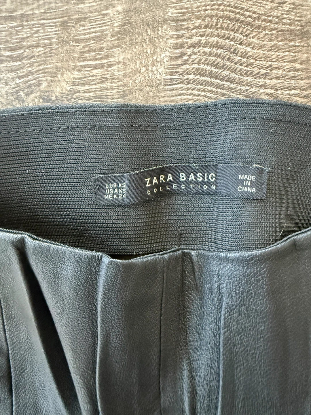 Zara Basic Collection Faux Leather Pants size xs - photo 4