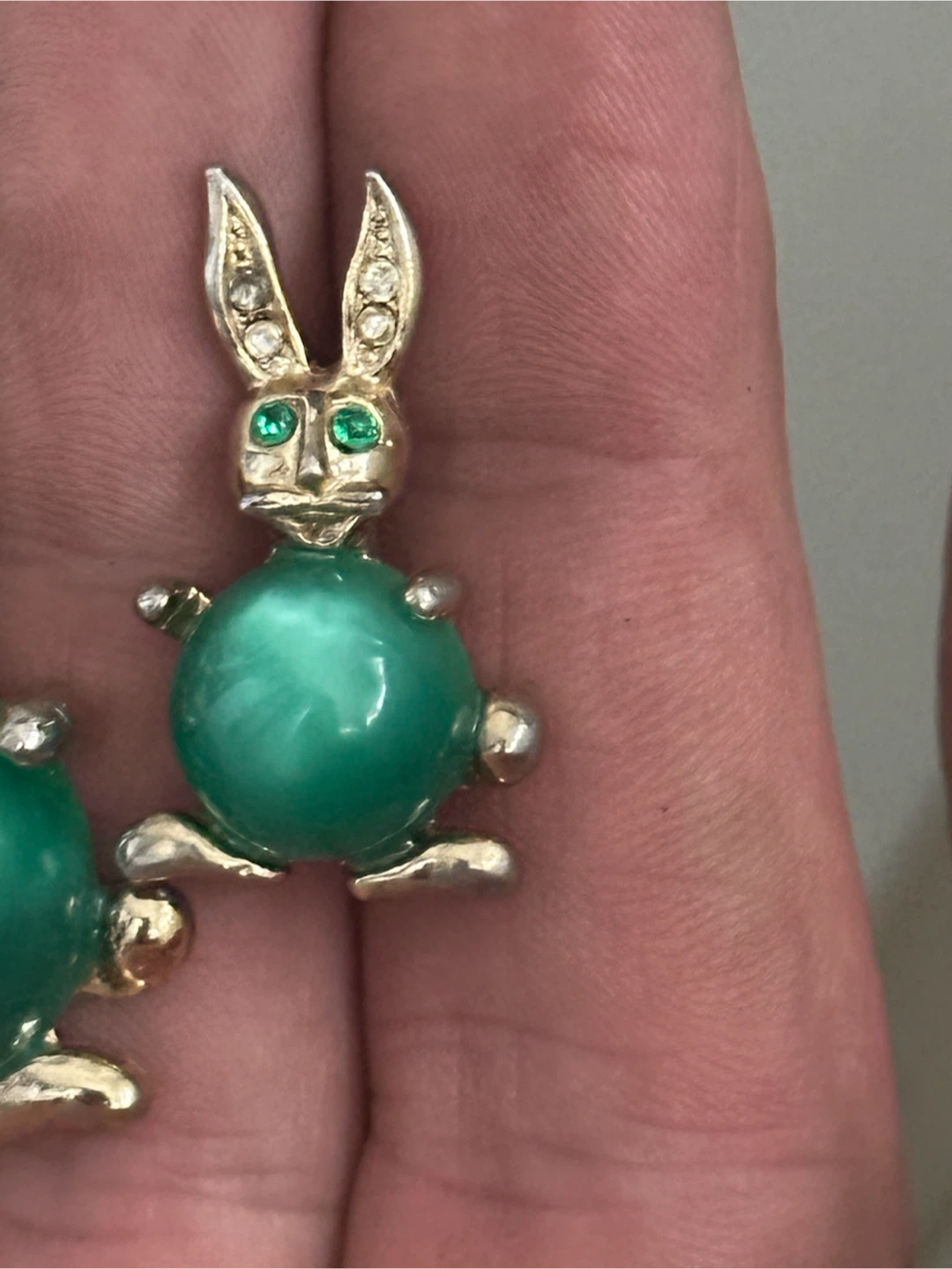 Vintage bunny rabbit jelly belly brooches - photo 3