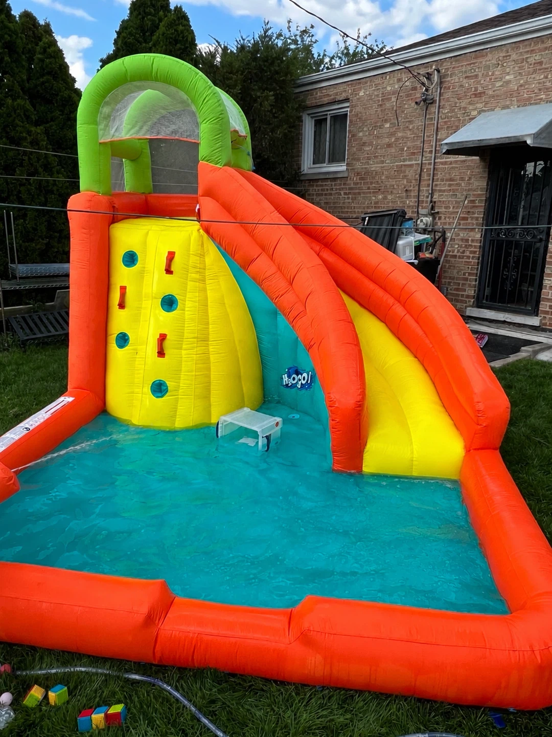 H2OGO! Inflatable Water Slide and Splash Pool