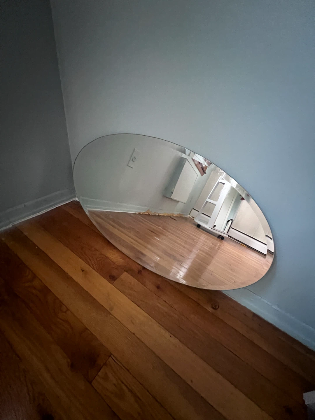 Oval Wall Mirror - photo 2