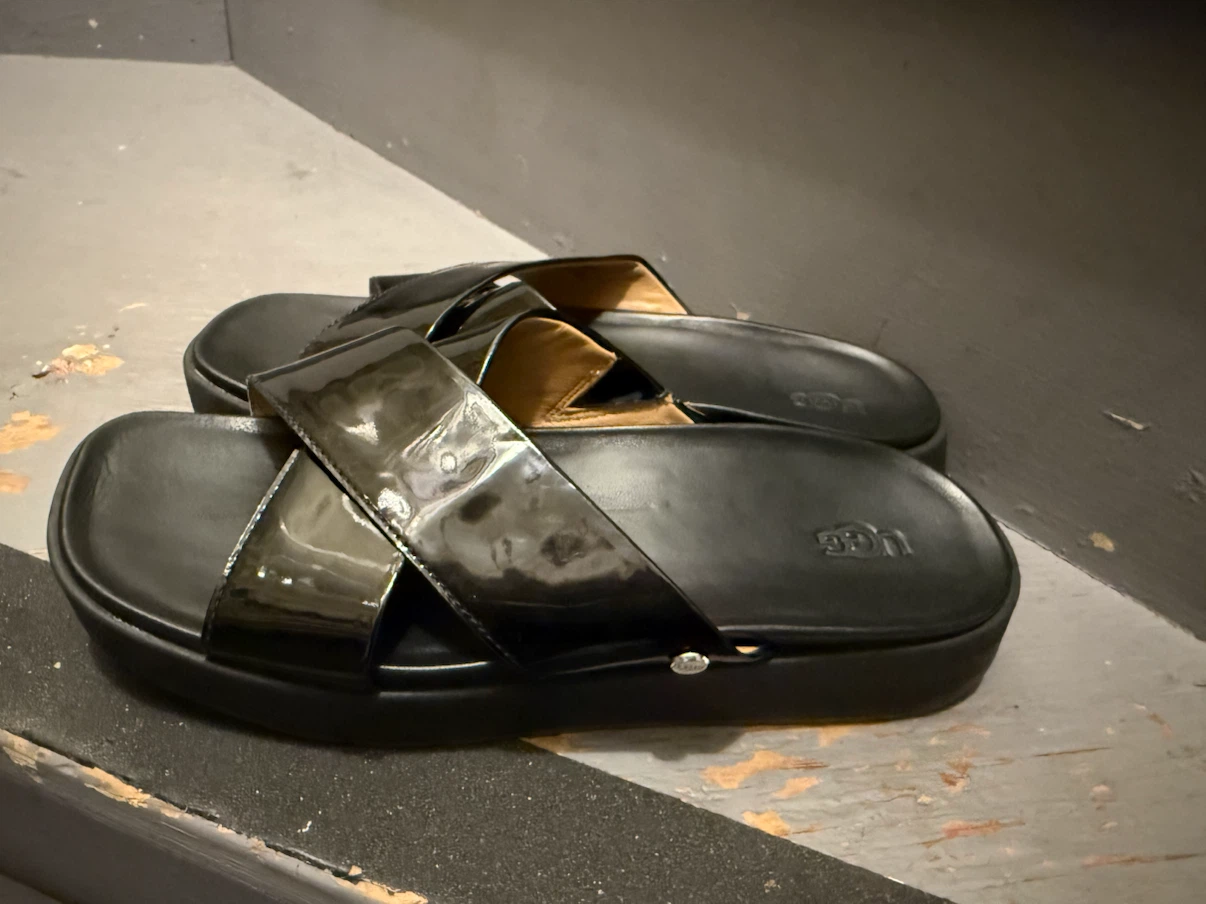 UGG Black Patent Cross-Strap Sandals