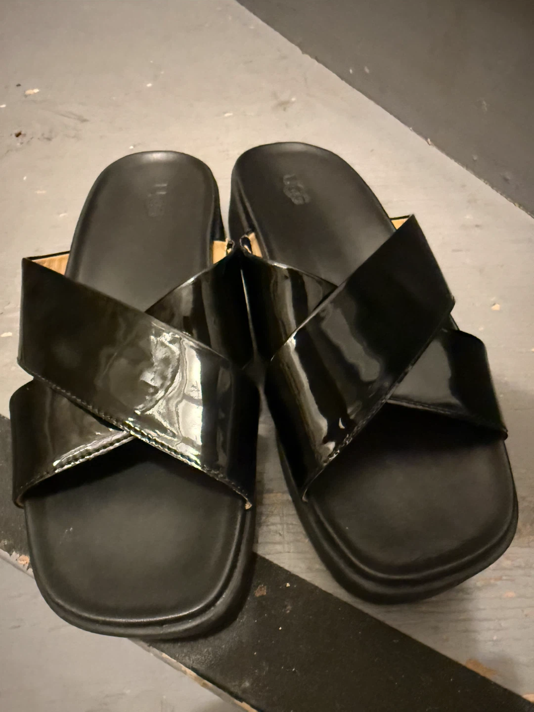 UGG Black Patent Cross-Strap Sandals - photo 2