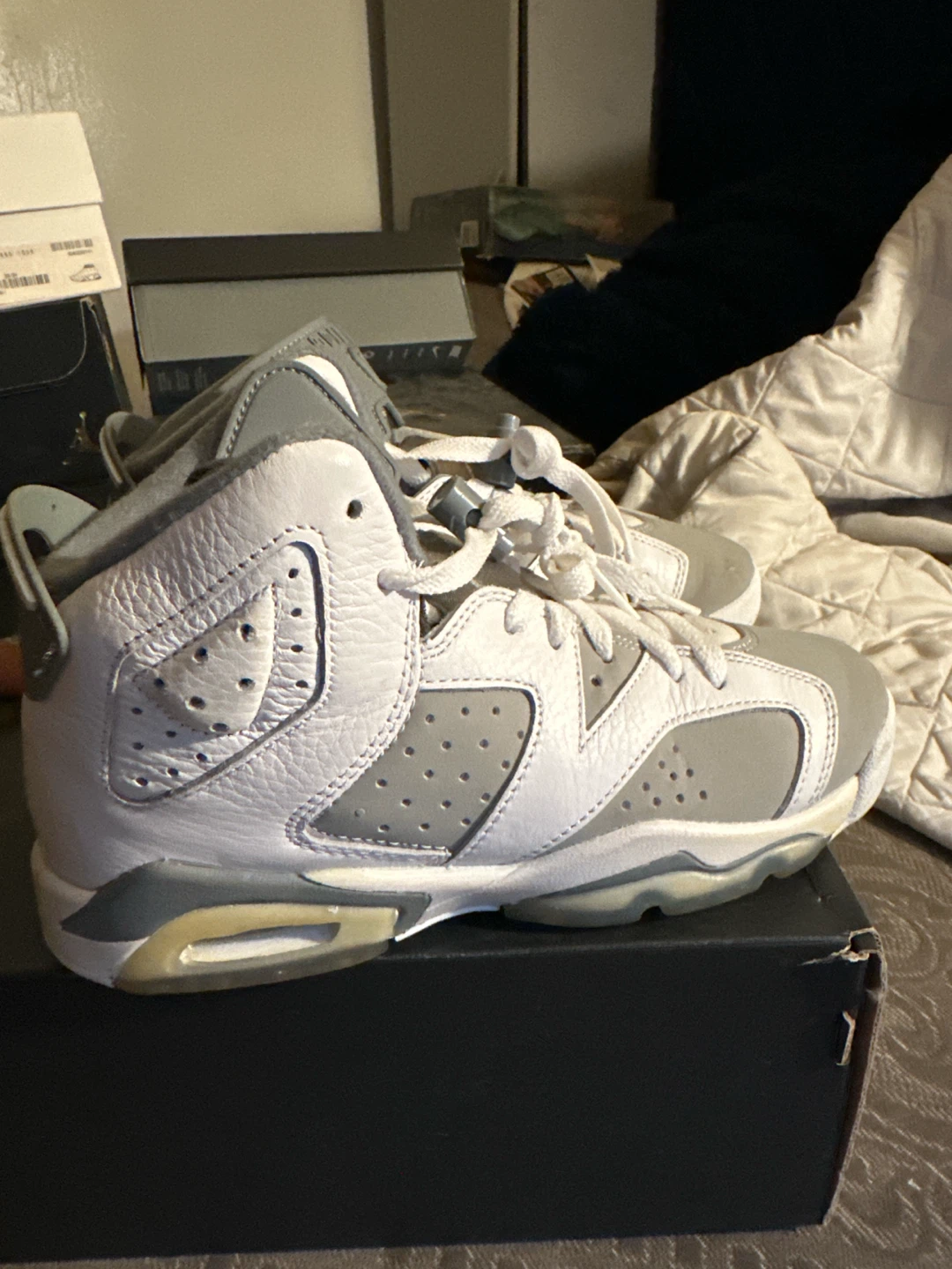 Air Jordan 6 Retro (GS) - White/Cool Grey - photo 4
