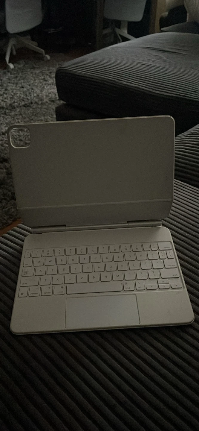 Apple Magic Keyboard for iPad Pro 11-inch (3rd Gen)