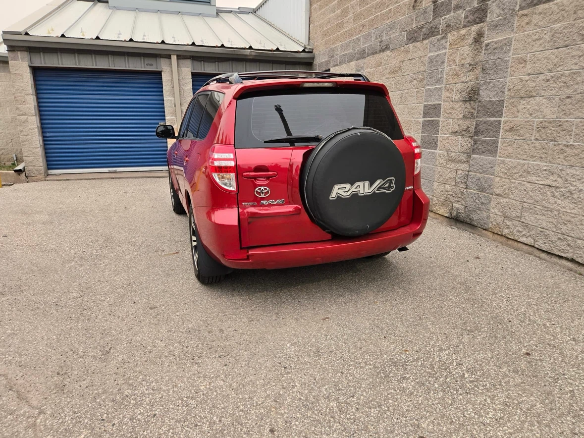 Red  2008 Toyota RAV4 AWD - photo 4