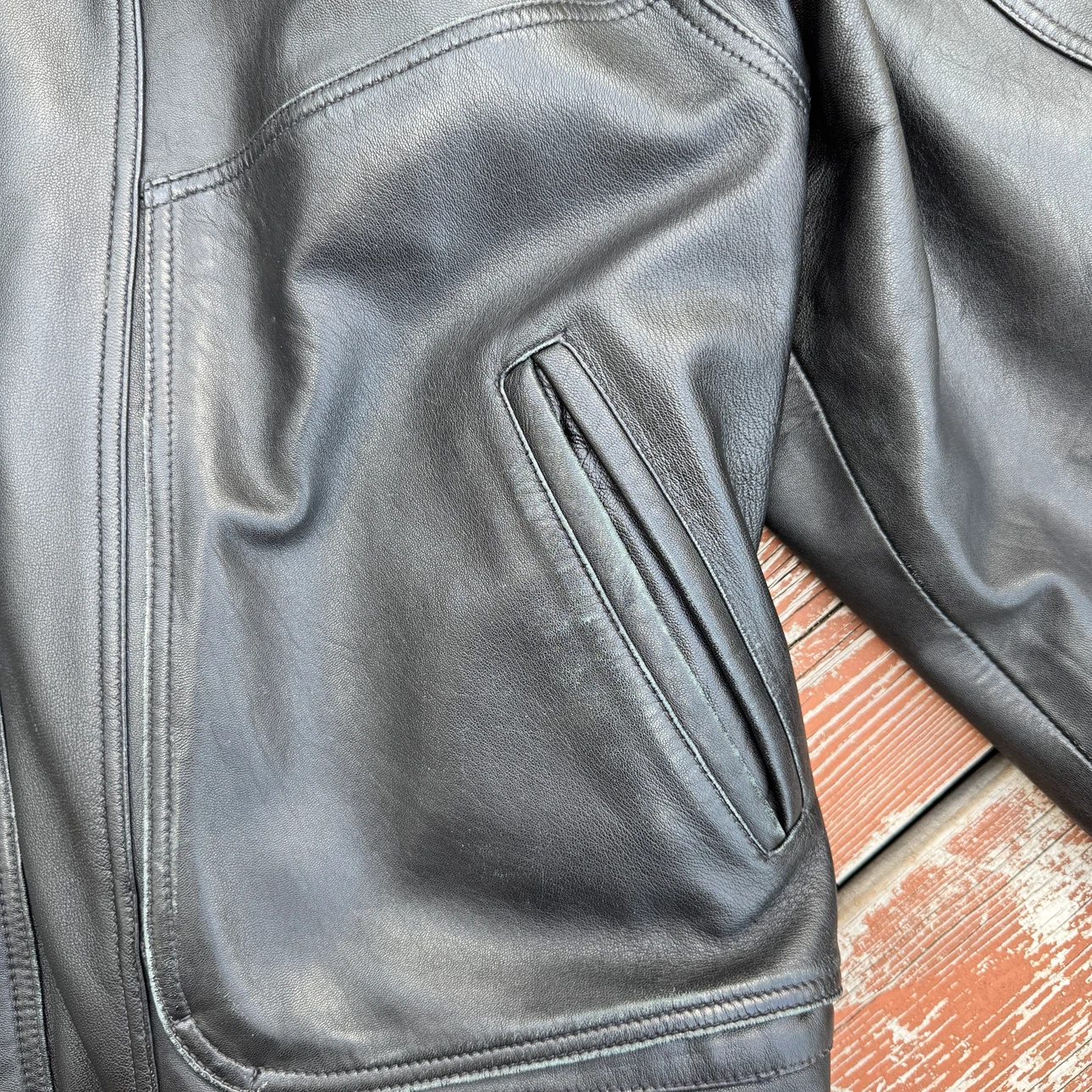 1990s Vintage Boulevard Club Black Leather Bomber Jacket LT - photo 3