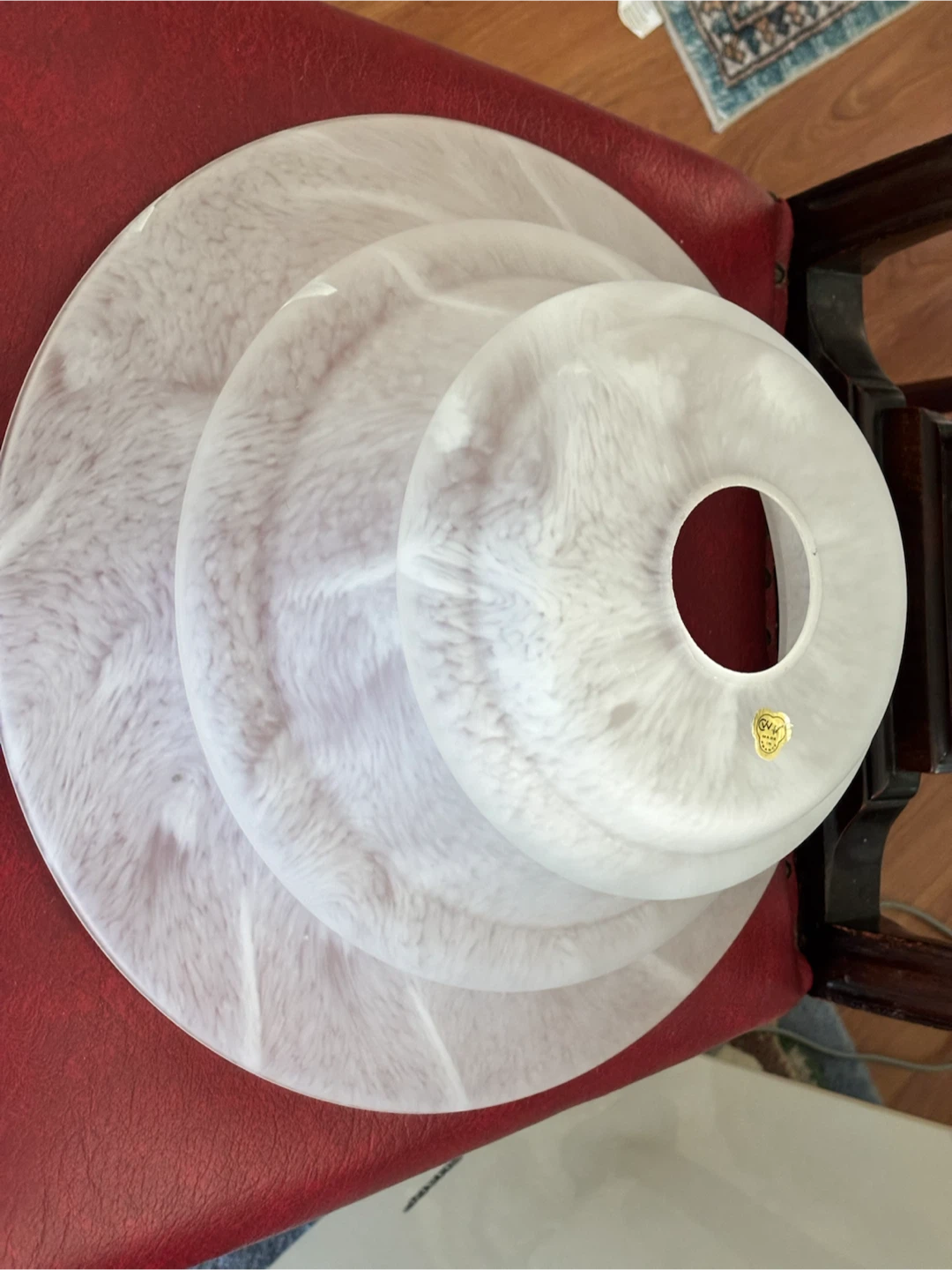 Swirl Glass Lamp Shade - photo 2