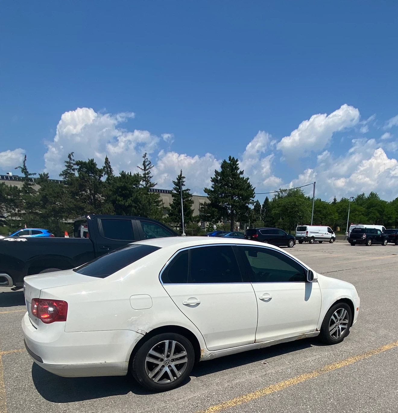 CLEAN TITLE 2006 Volkswagen Jetta 2.5L In-Line Cylinder - photo 3