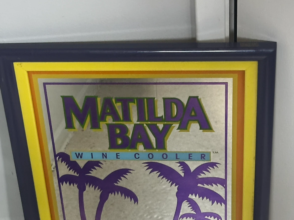 Vintage 1980s Matilda Bay Wine Cooler Bar Mirror - photo 3