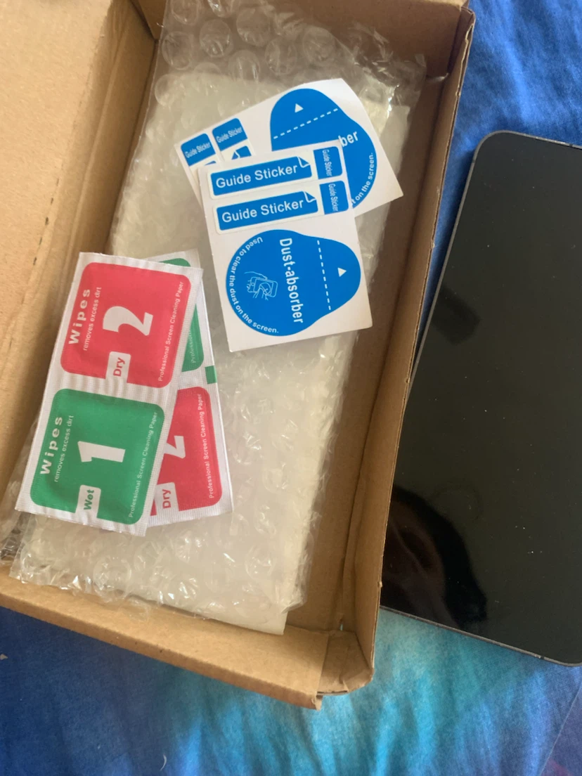 Samsung s24 plus 2 screen protectors - photo 5