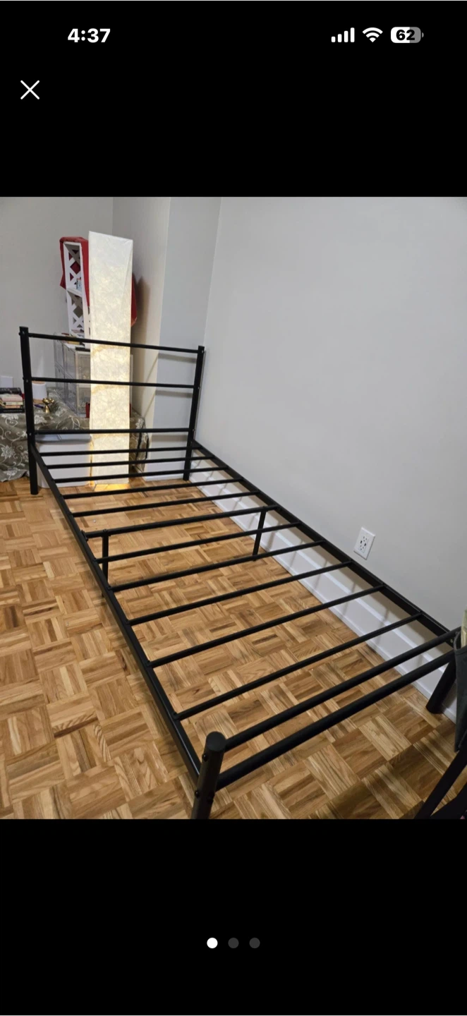 Single Bed Frame with Mattress