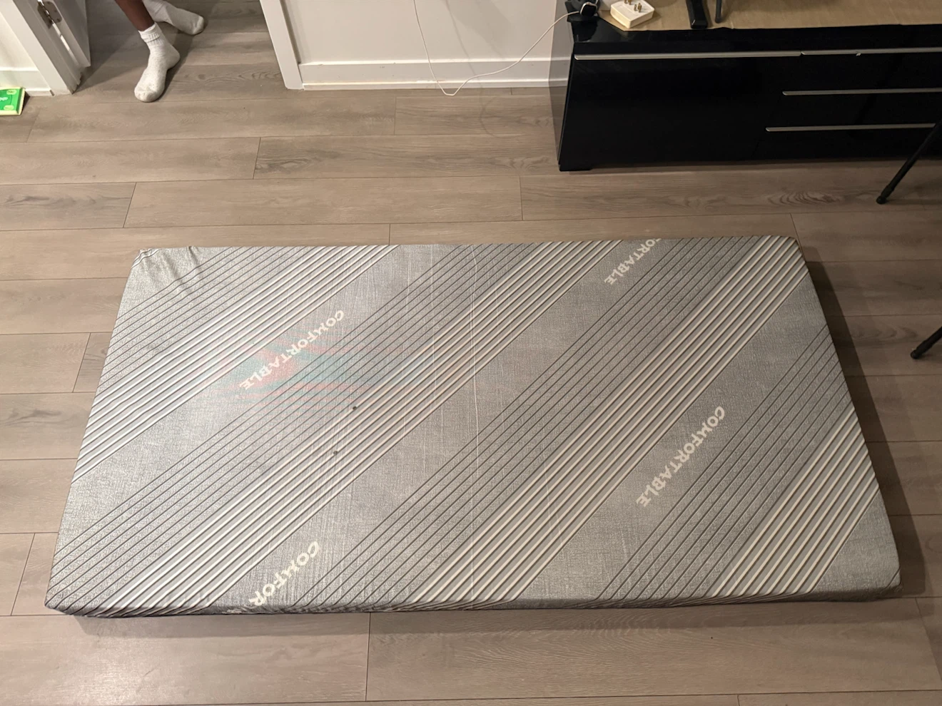 Single Bed Frame with Mattress - photo 2