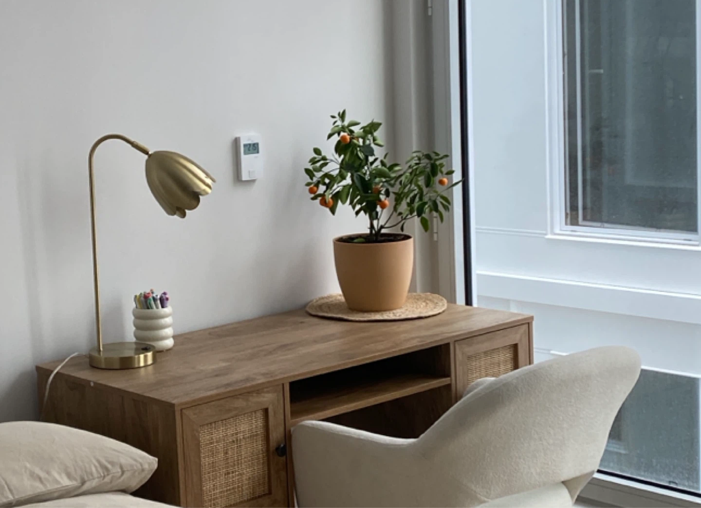 Gold Scallop Desk Lamp