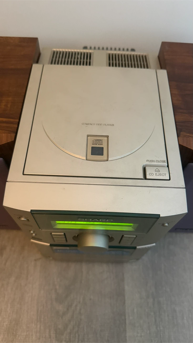 Sharp XL-570 Stereo System - photo 3