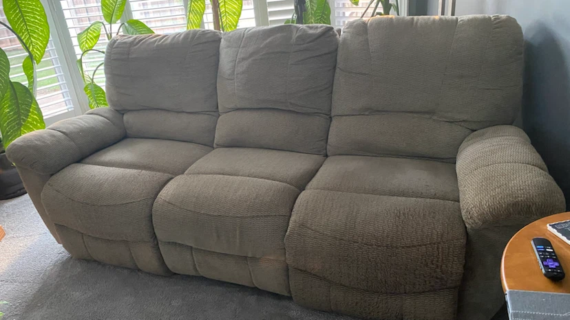Electric reclining couch - photo 2