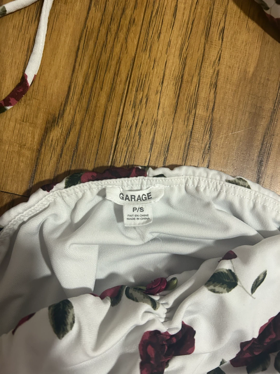 GARAGE White Rose Print Open Back Top P/S - photo 3