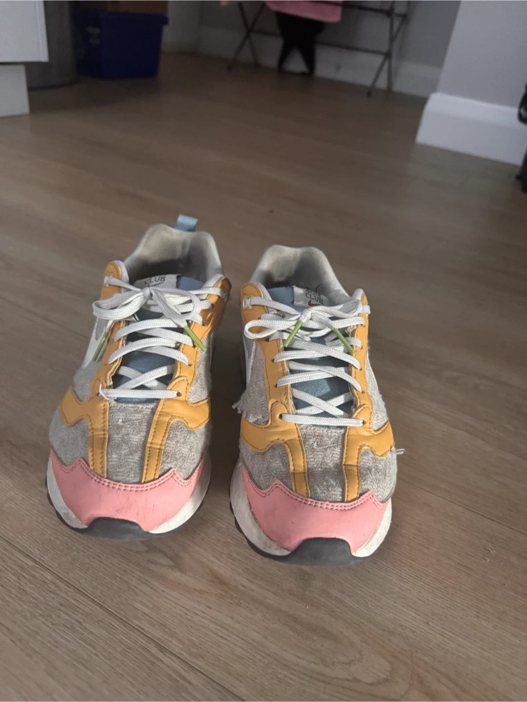 Nike Air Max Shoes - photo 2