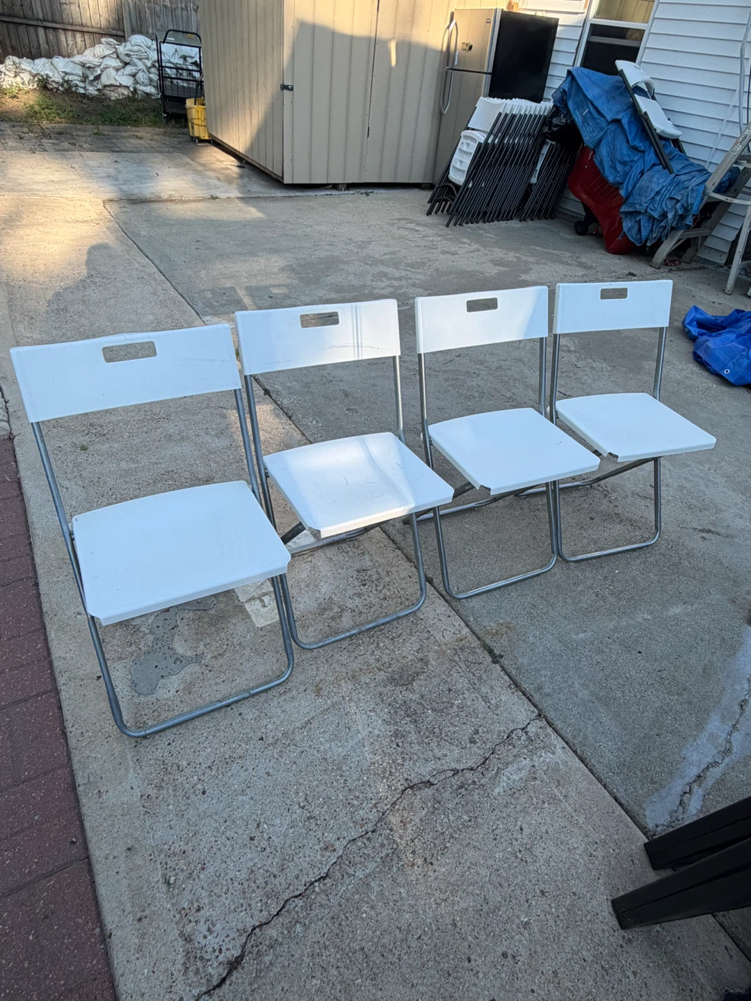 Set of 4 White Folding Chairs