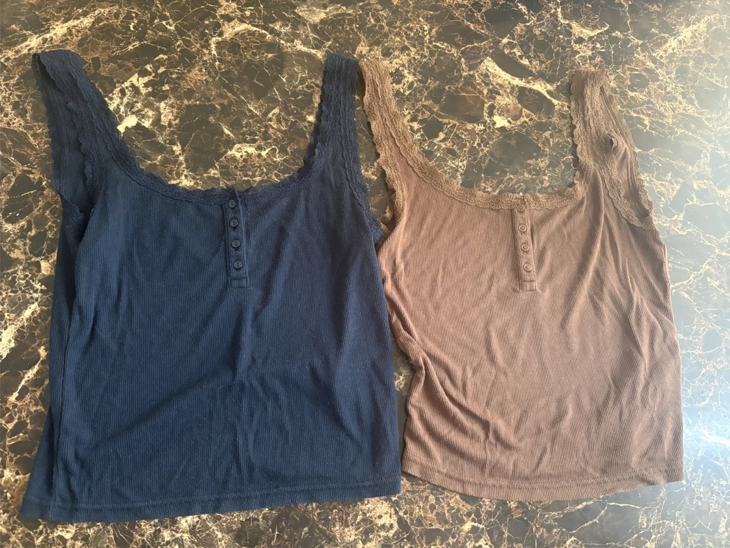 GapBody Tank Tops - Size M (Navy and Brown) - photo 4