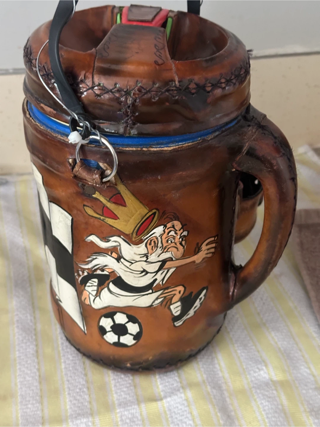 Olimpia Paraguay Handcrafted Leather Thermal Mug