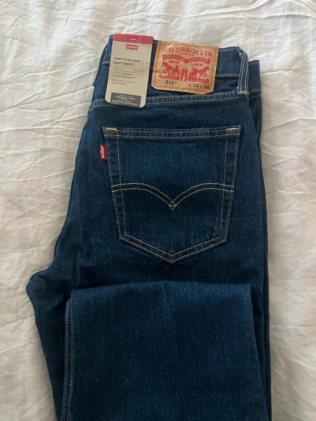 New Levi's 516 Straight Fit Jeans