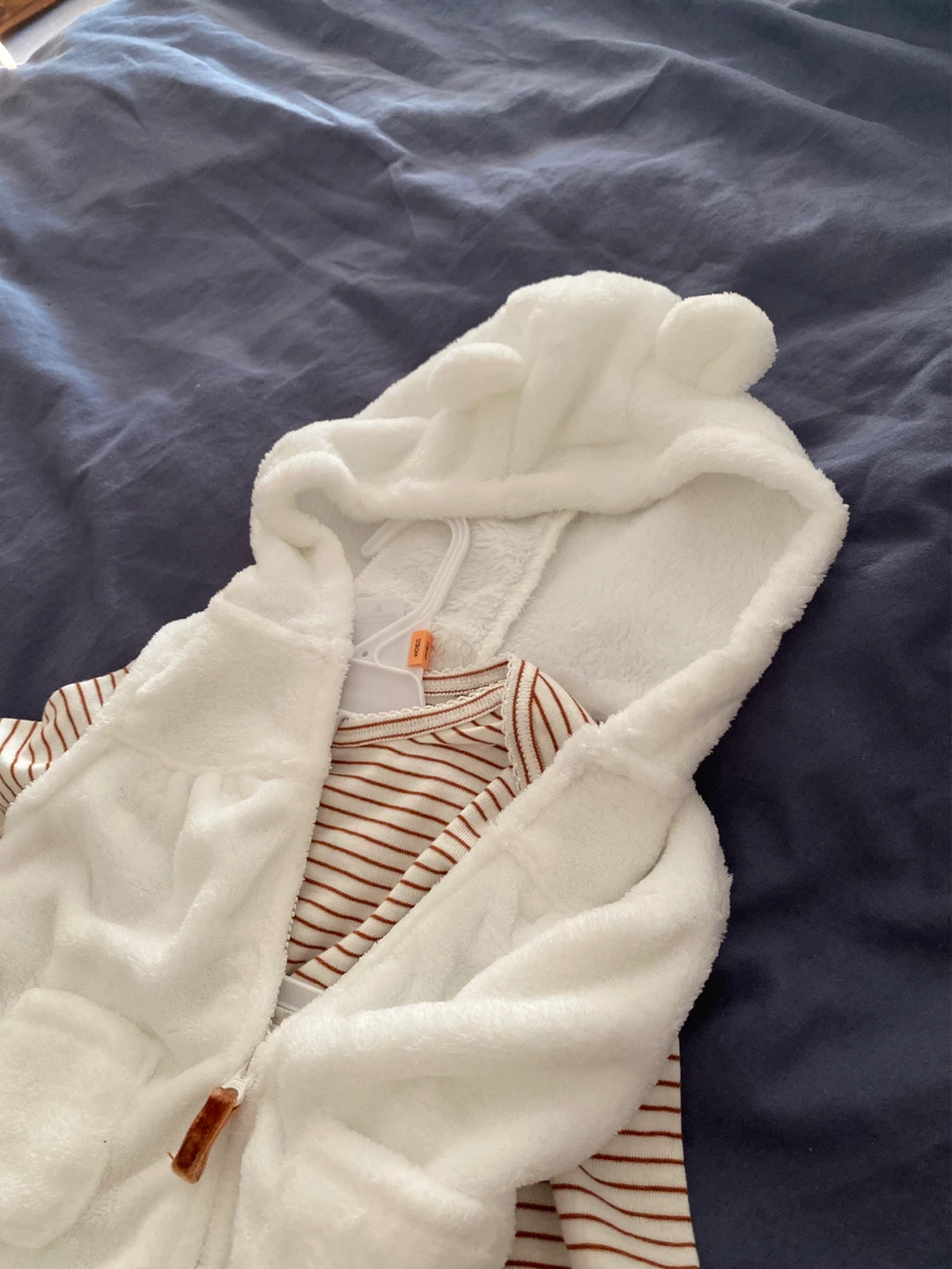 Carter's Baby Girl 3-Piece Heart Outfit - photo 2