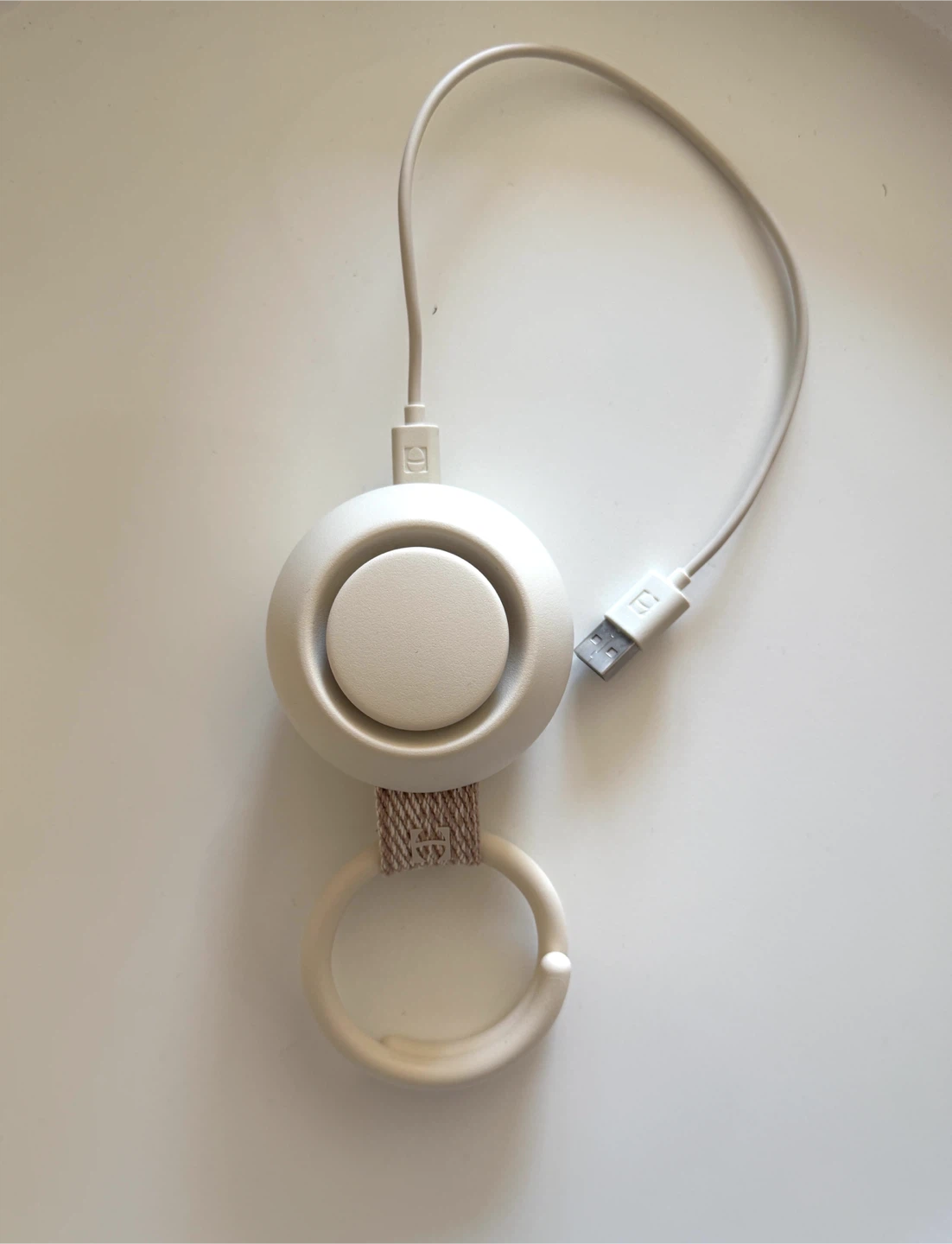 Hatch Go Portable Sound Machine – Excellent Condition - photo 2
