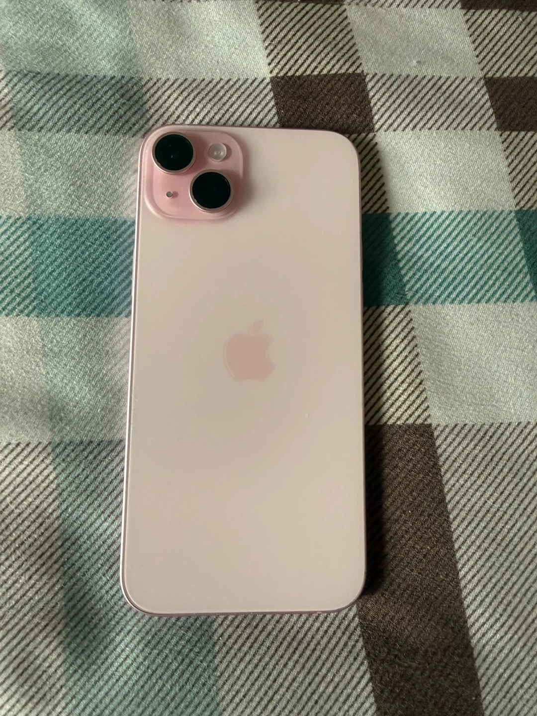 iPhone 15 plus, Pink, 98% Battery Health - photo 2