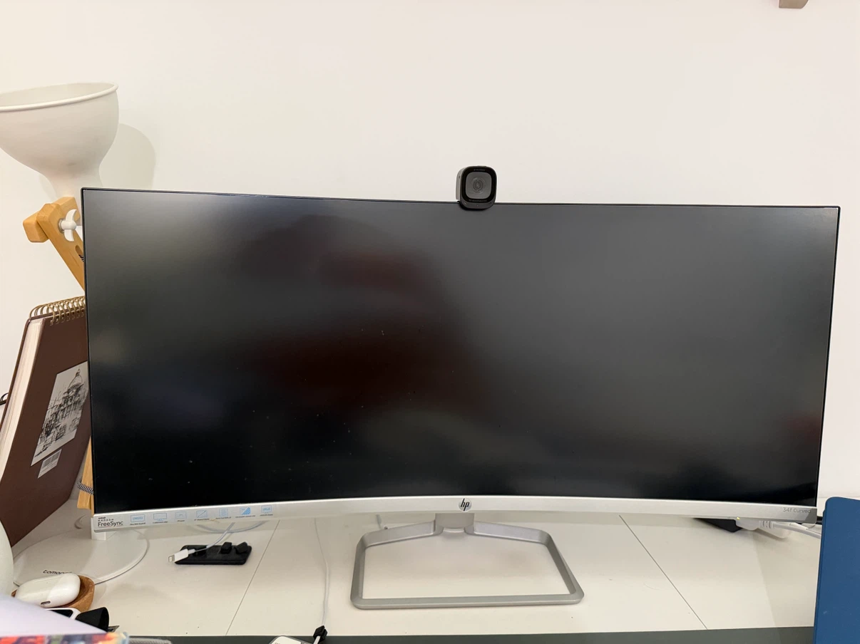 HP 34f 34” WQHD IPS Curved Monitor